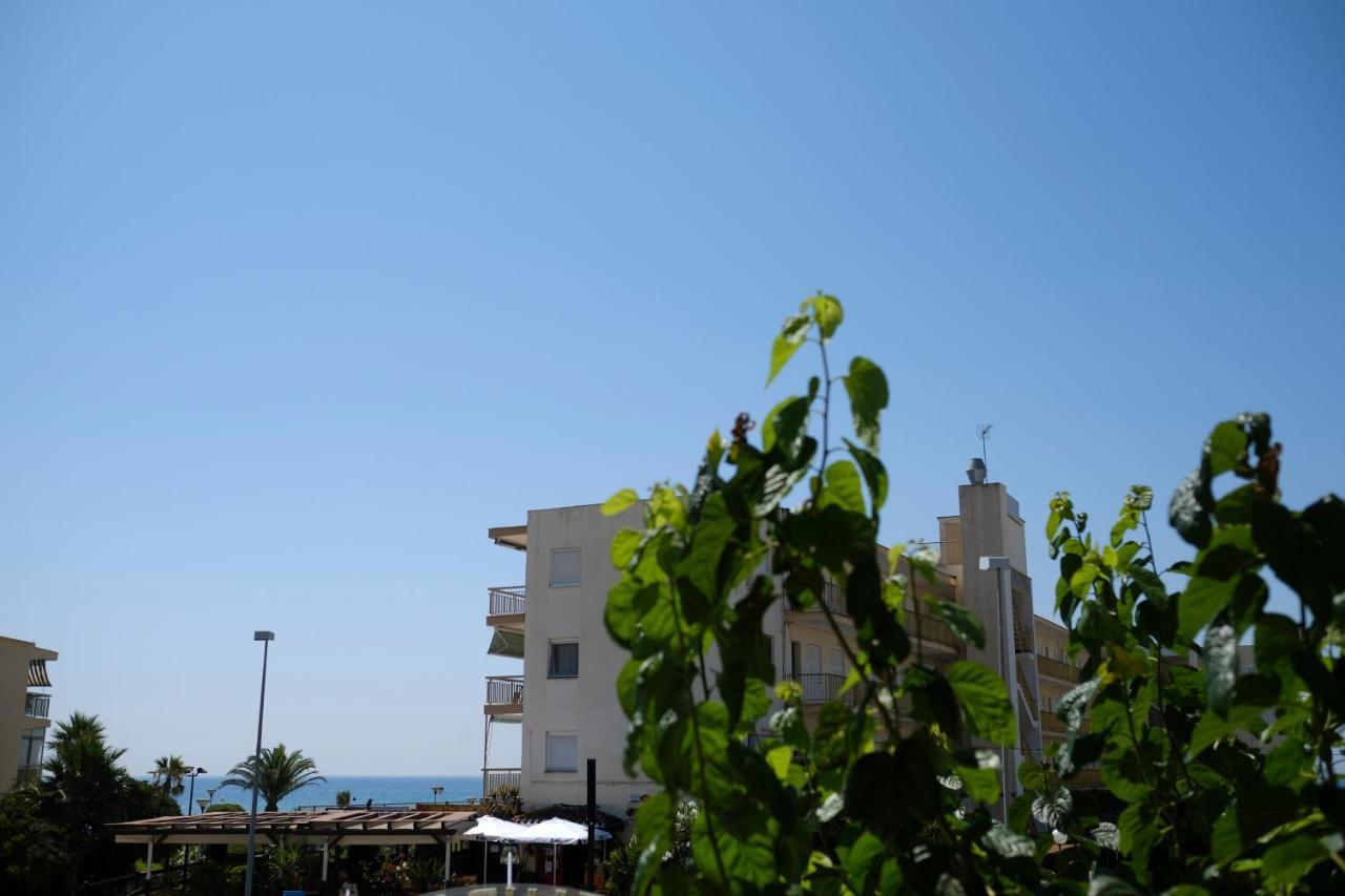 Apartaments Alex Cambrils Εξωτερικό φωτογραφία